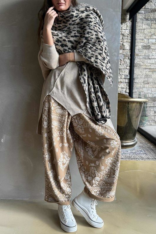 Hackney Leopard Scarf Neutral 